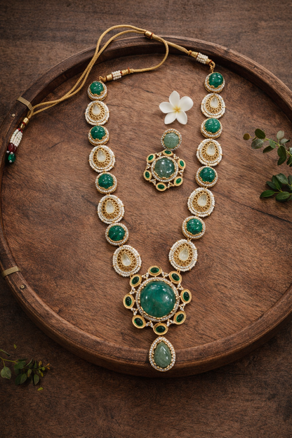 Sabyasachi Inspired Emerald & Kundan Polki Necklace Set-G354600