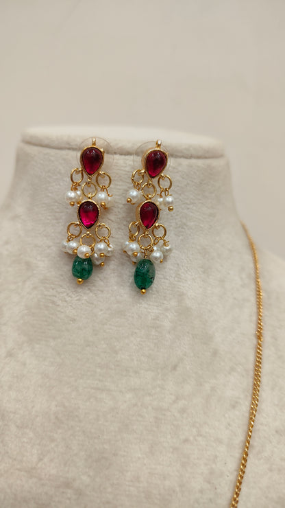 Antique Gold-Plated Jadau Kundan Festive Necklace Set