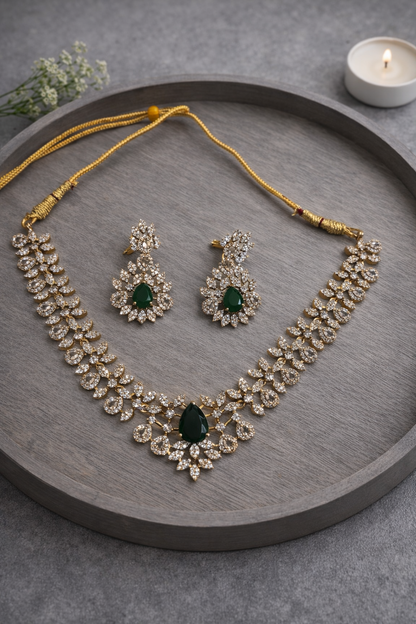 Emerald Almera Victorian Jewellery Set
