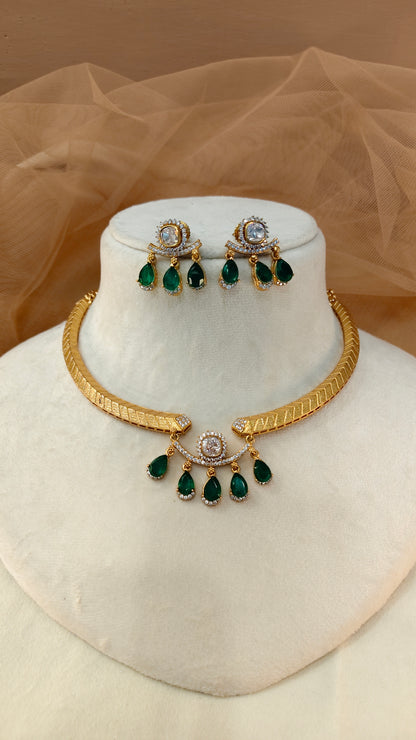 Moissanite Emerald Teardrop Hasli Choker Set-G425400