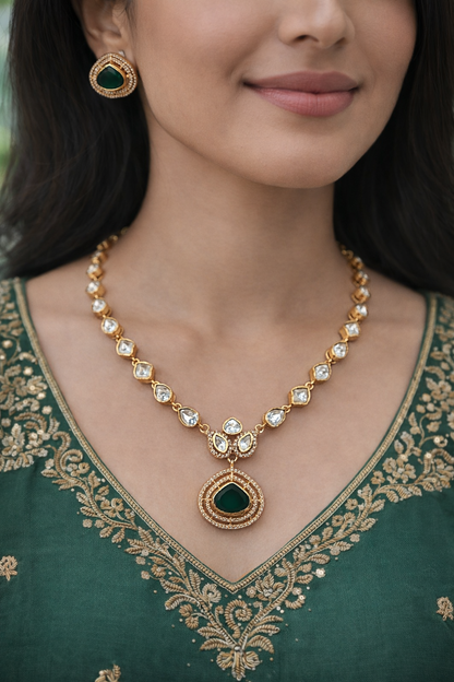 Emerald & Uncut Mossonite Necklace Set