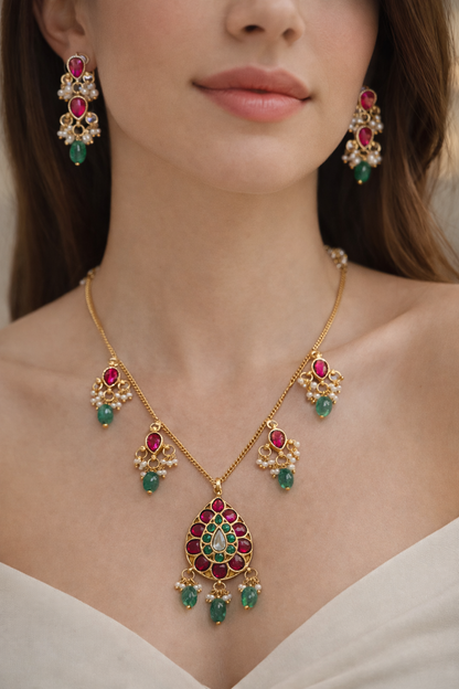 Antique Gold-Plated Jadau Kundan Festive Necklace Set