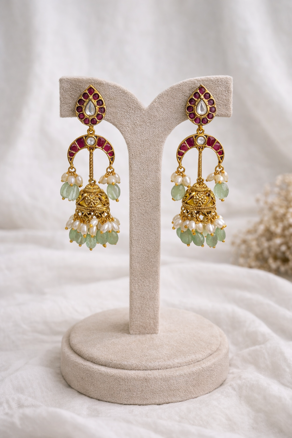 Gold-Finish Kundan & Pearl Hasli Necklace Set