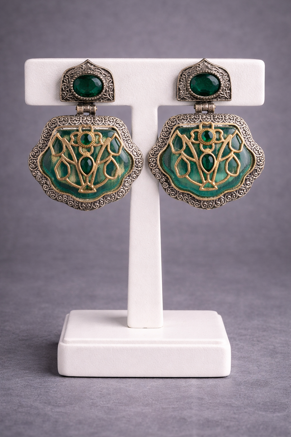 Oxidized Silver & Gold Plated Green Stone Jewellery Set-G352800