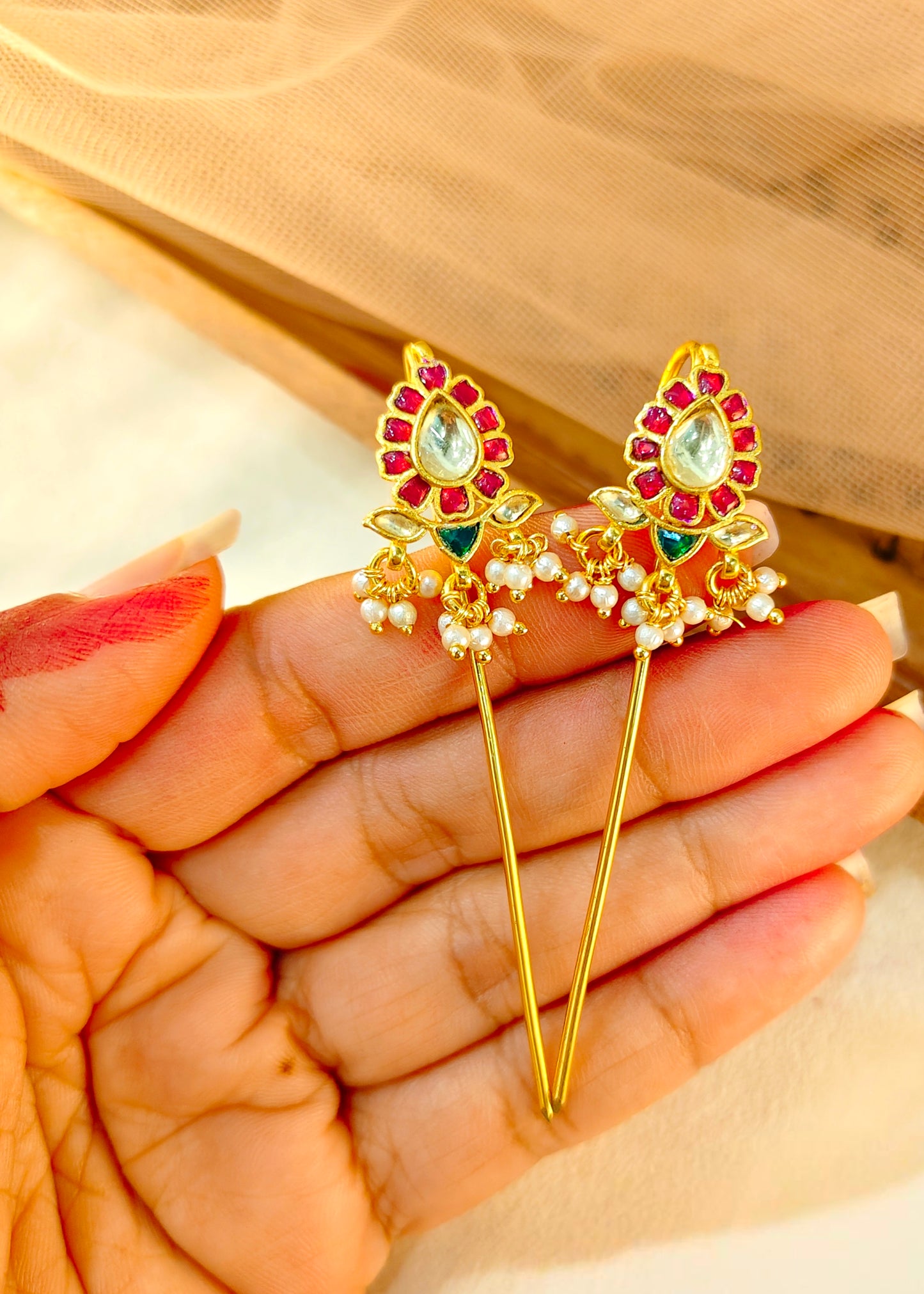 Jadau Bugadi Pin Earrings.-G351500