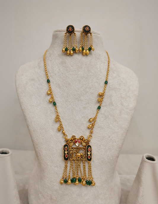 Heritage Inspired Antique Gold Finish Necklace Set-G353800