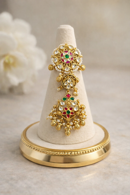 Jadau statement motif kundan ring