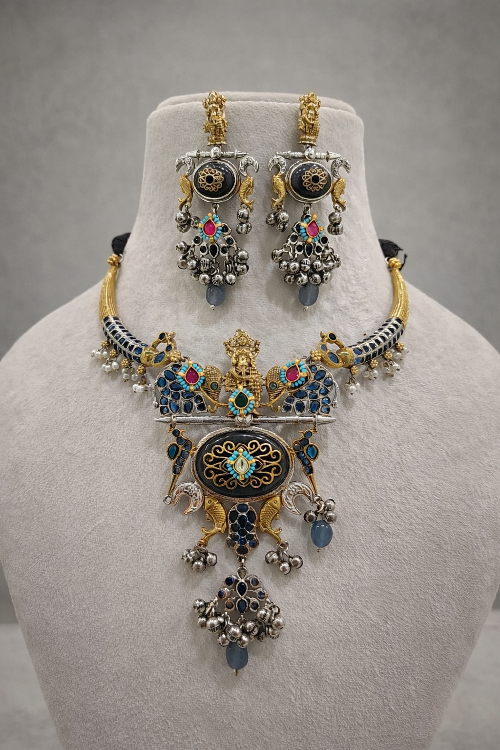 Oxidised Silver Dual-Tone Antique Temple Jewellery Set-G353100