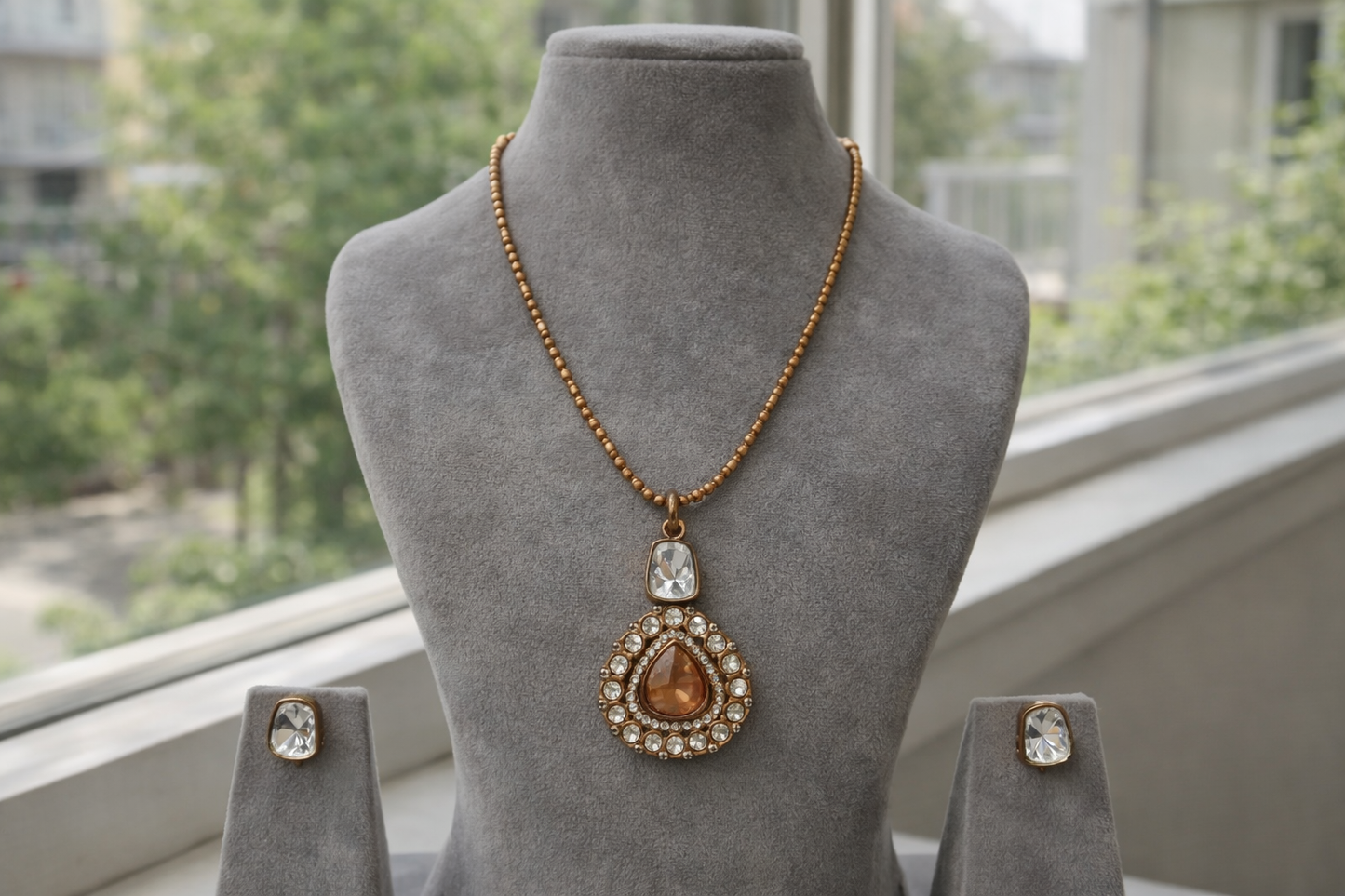 Mossonite Pink Pendant set