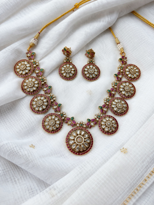 Gold-Plated Kemp Stone Coin Necklace Set