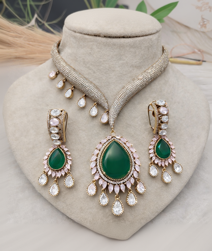 Diomonds Haasli necklace set-G356800