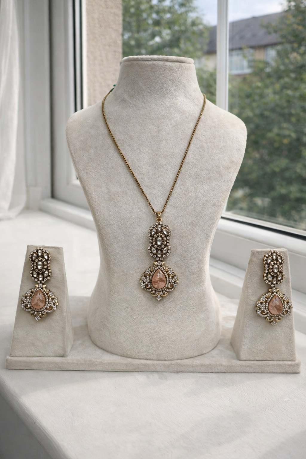 Victorian Pink Stone Pendent Set
