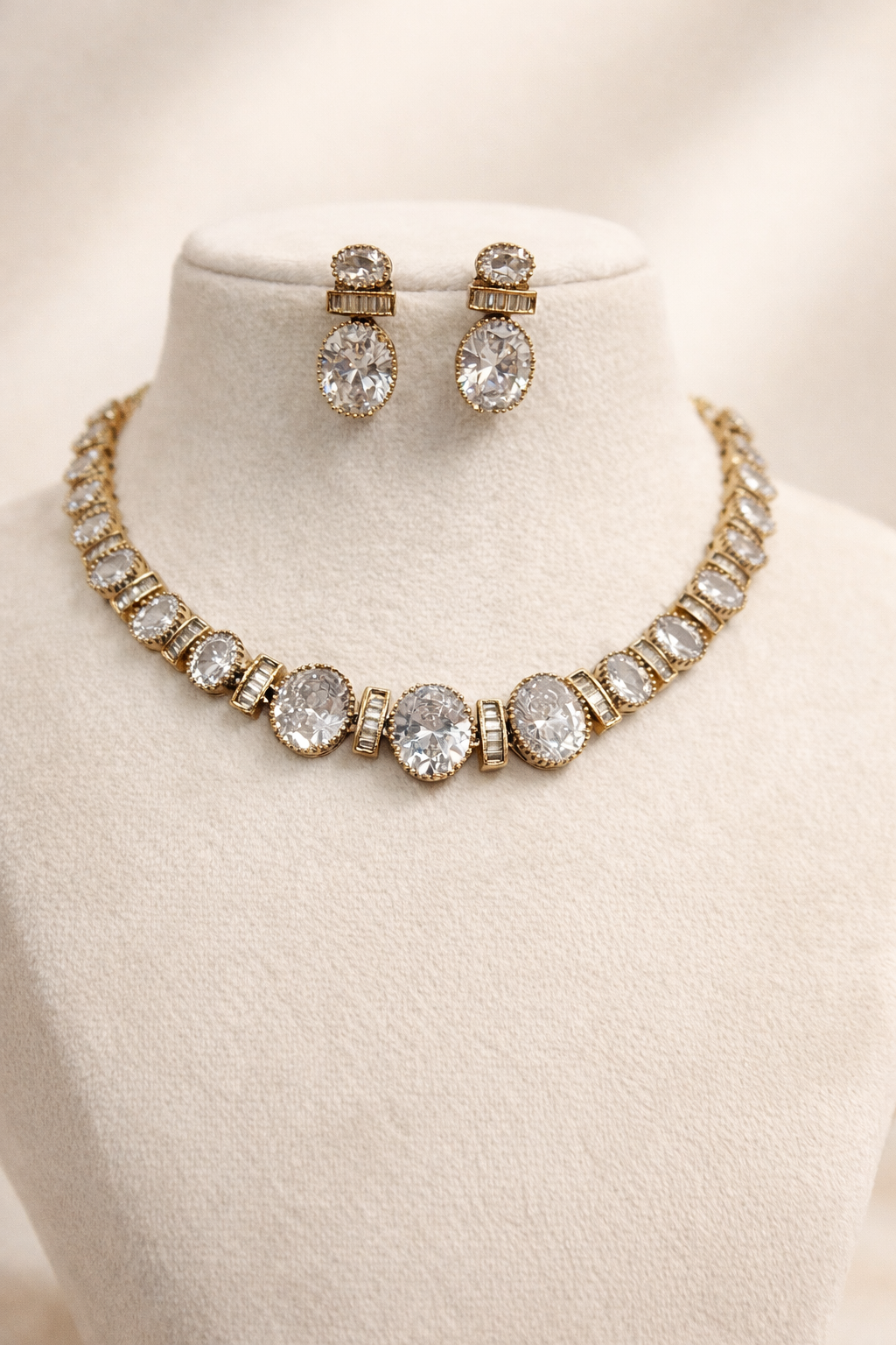 Diamond Replica Choker Set