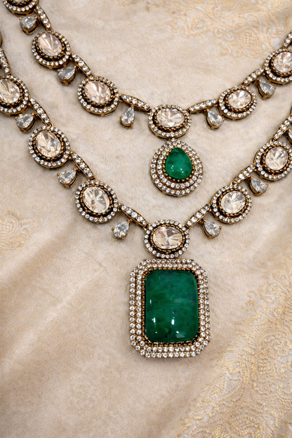 Zoya 2-Layer Mossointe Necklace Set