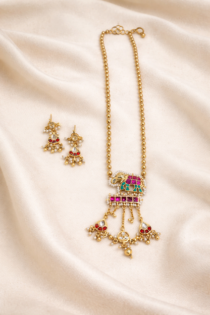 Elephant Heritage Pendant set