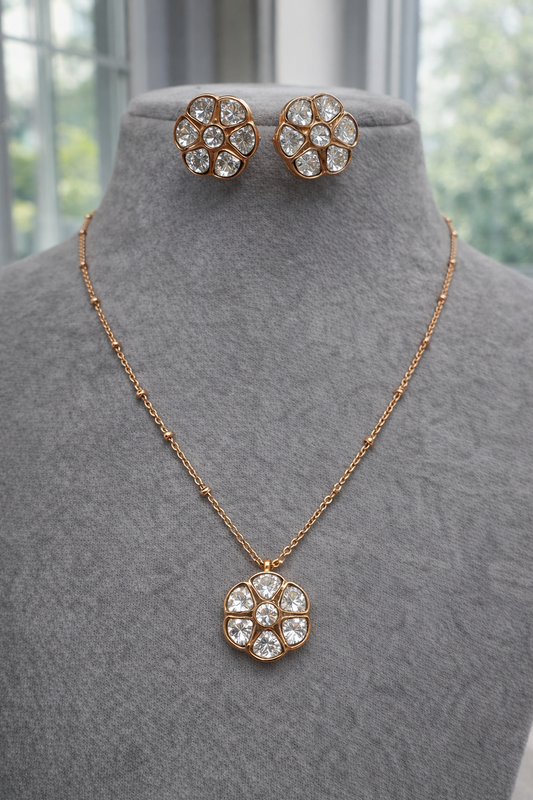 Mossonite Pendent set