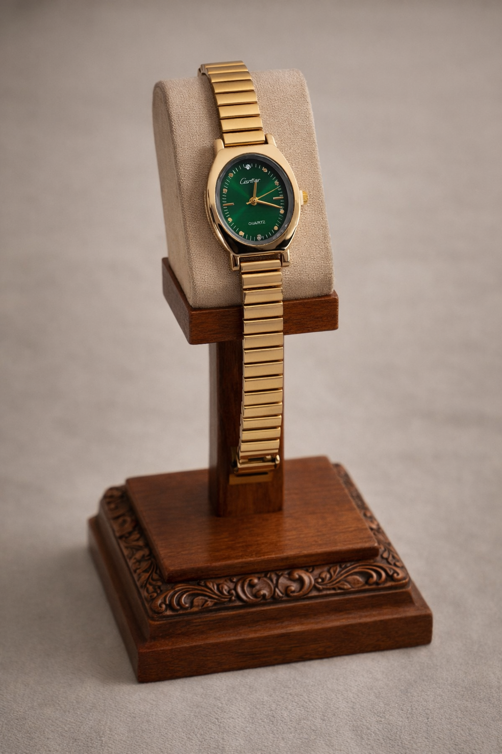 Stainless steel  Gold oval Watch-G351100