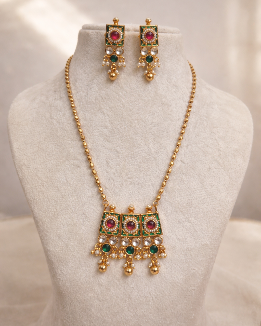 Elegant Green & Red Stone Ethnic Pendant Set-G352300
