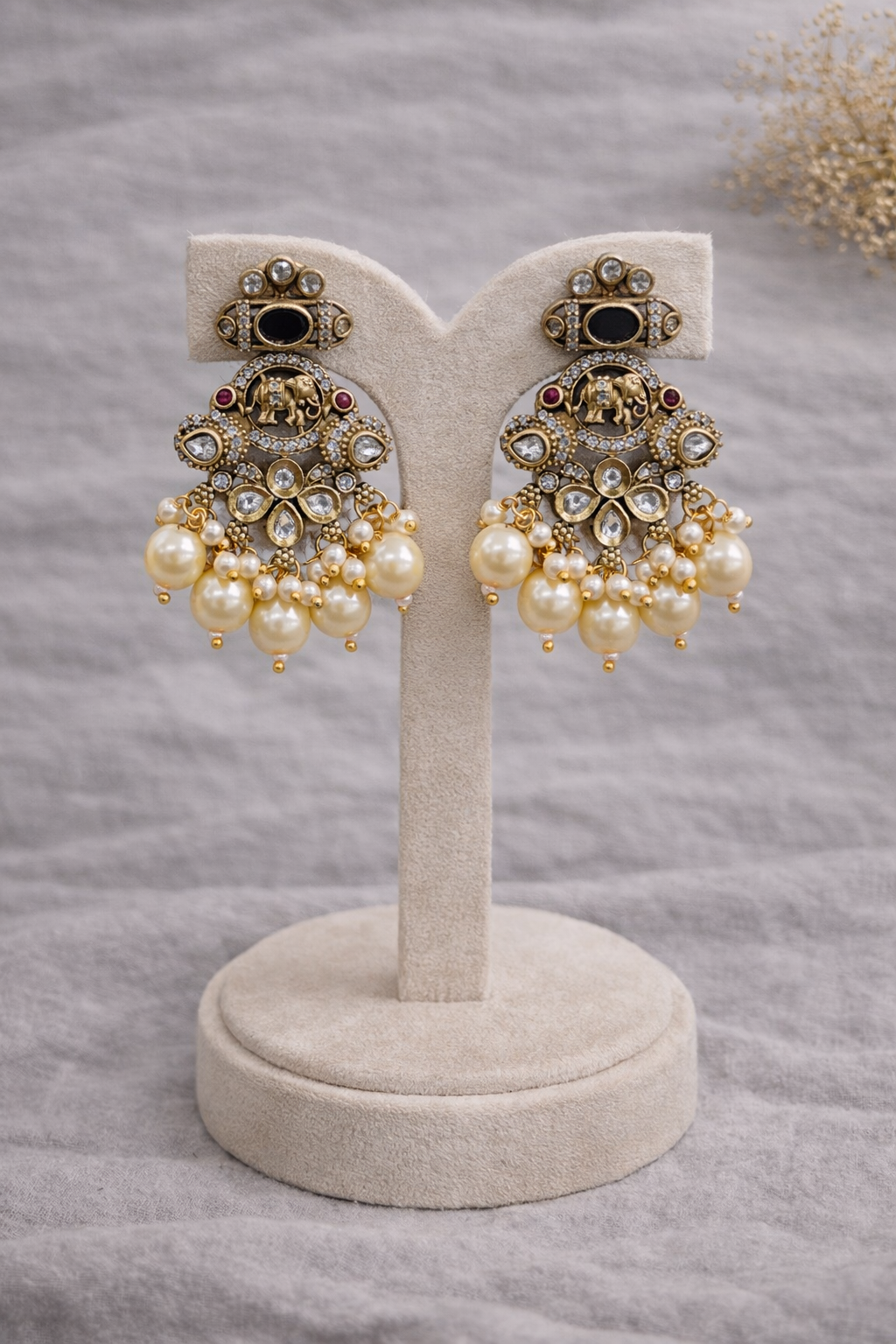 Elephant" Kundan Pearl Pendant Necklace Set