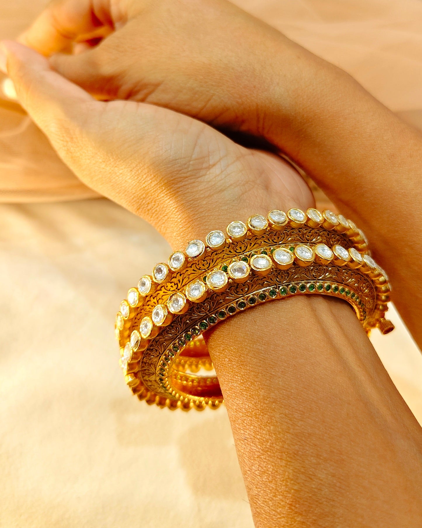 Handcrafted Kundan Studded Bangle(Set of 2)-G756600
