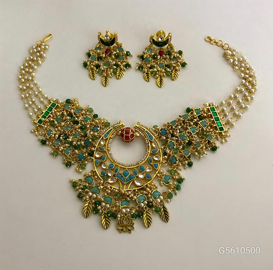The Mayura Crescent Choker Set-G359800