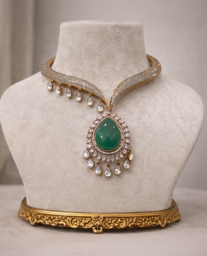 Diomonds Haasli necklace set-G356800
