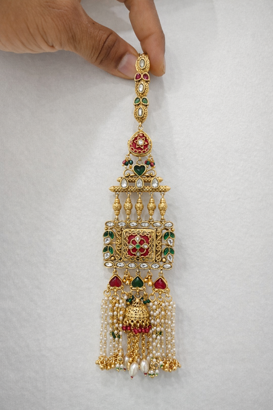 Gold-Toned Kundan & Pearl Beaded Traditional Chabi Challa / Judda-G355100