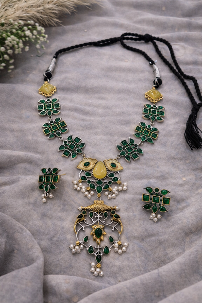 Oxidised Green Kundan & Pearl  Choker Necklace Set-G352400