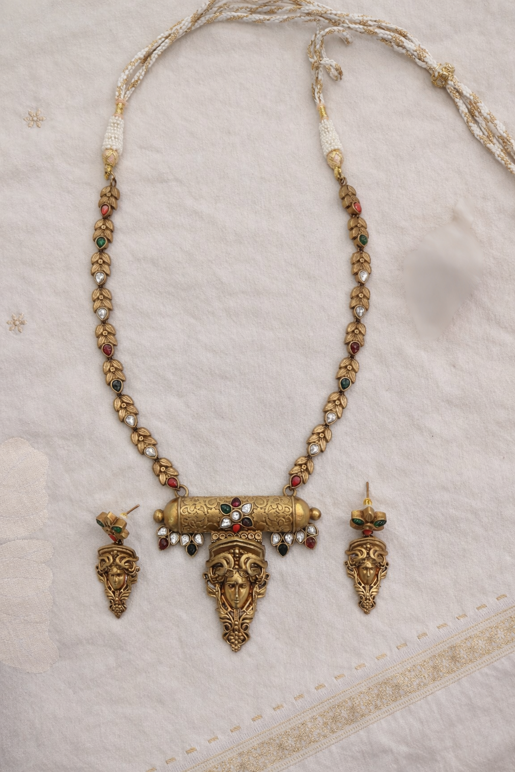 Fusion Victorian-Tone Temple Jewelry Necklace Set-G351800