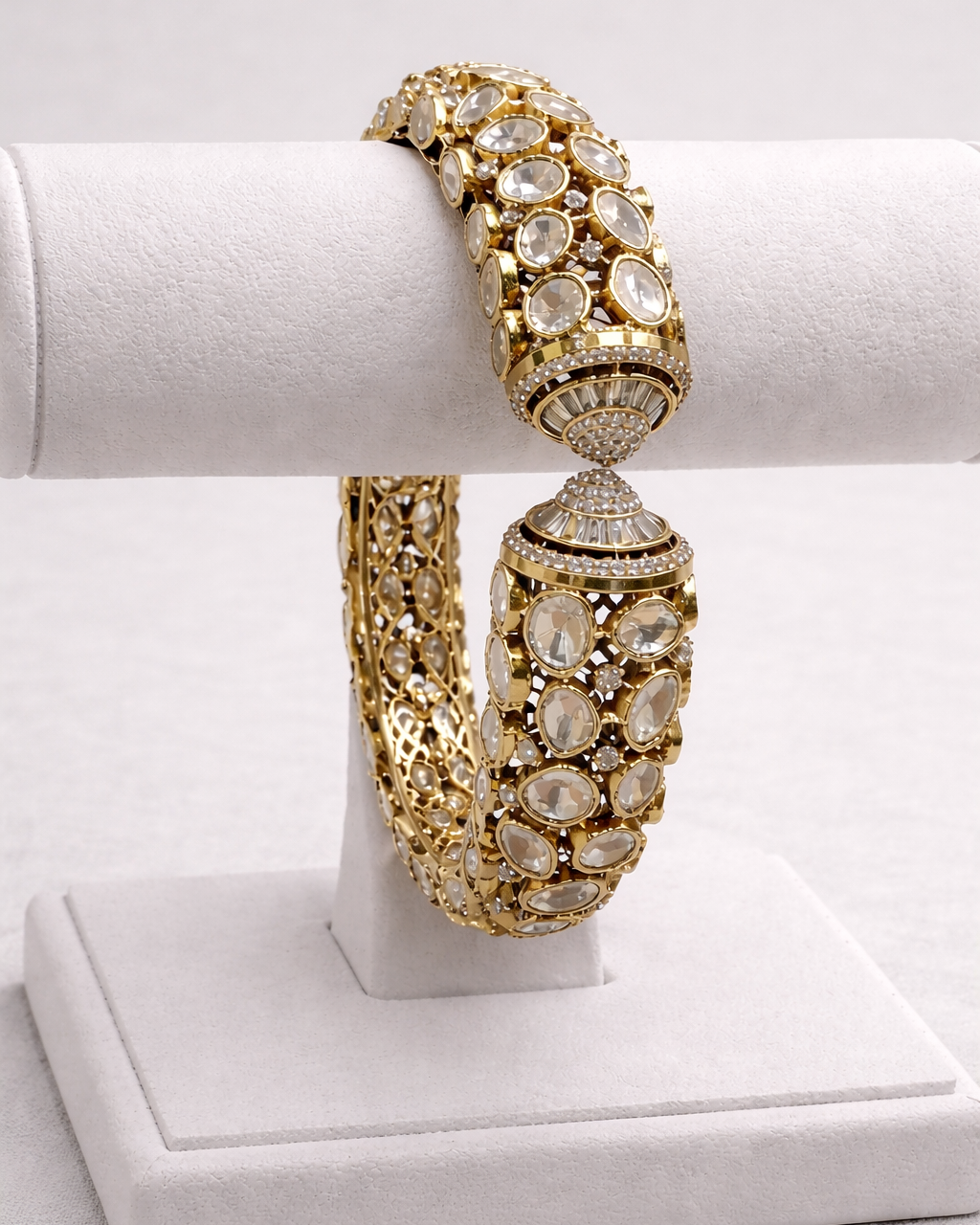 Gold-Finished Ornate Kundan Polki Openable Kada(Free Size)-G354150