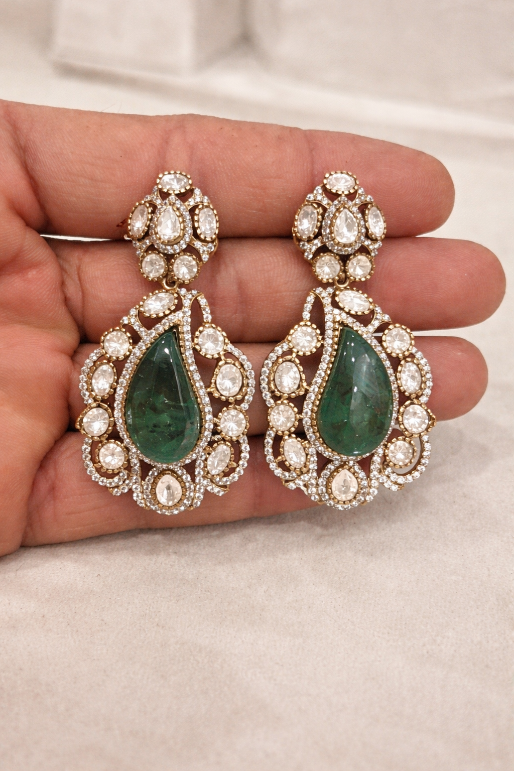 Noorika 2-Line Mossointe Necklace Set