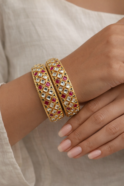 Handcrafte Kundan Polki Bangles(Set of 2)