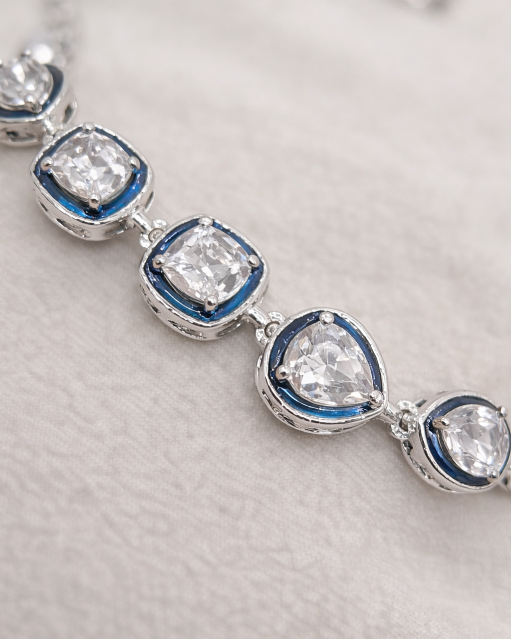 Silver-Toned Cubic Zirconia  Necklace Set-G3300