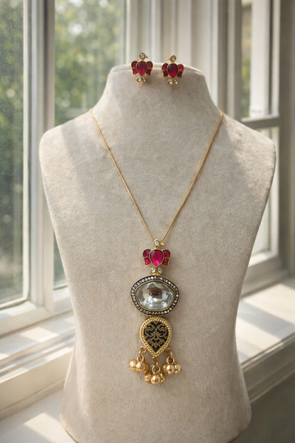 Pachi Kundan Pendant Chain with Matching Studs-G352500