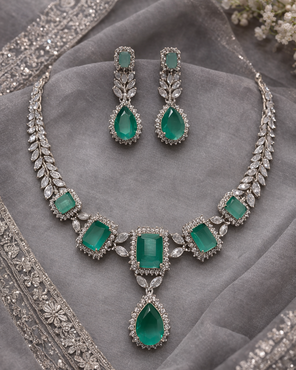 American Diamond Meant Stone Necklace Set-G351800