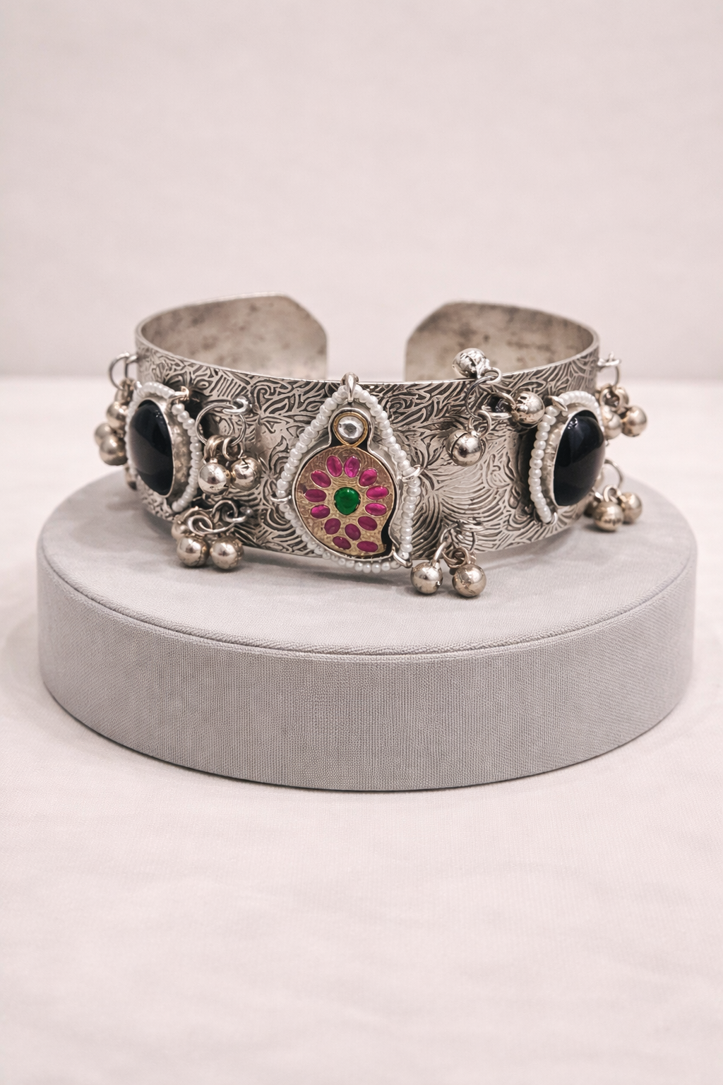 Oxidized Silver Bangles Kada/Cuff-G351400