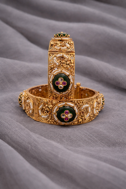 Green Onyx Heritage Bangles(Set of 2)