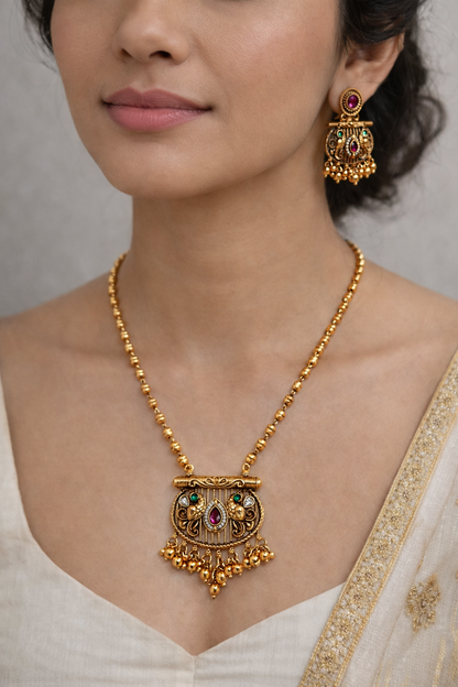 Ethnic Indian Heritage Style Pendant Set