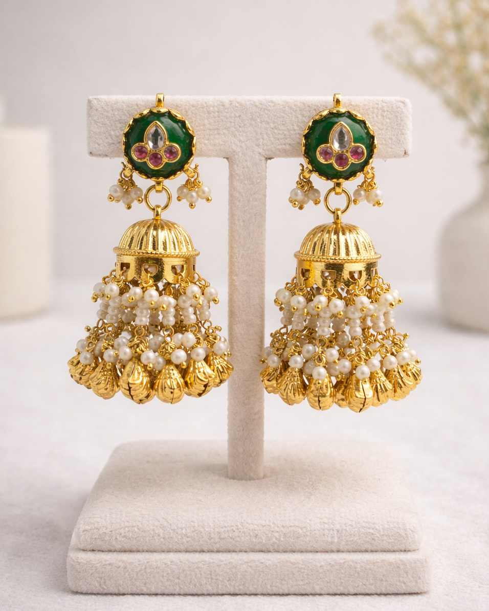 Jadau Kundan & Emerald Pearl Choker Set-G354300