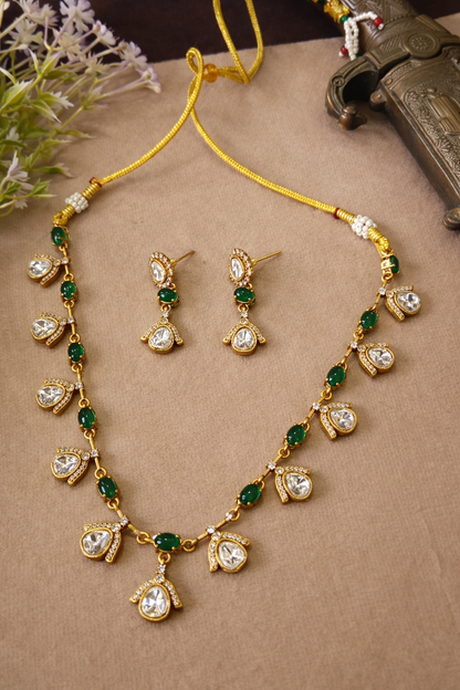 Mossointe Small Necklace set