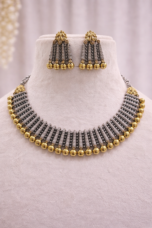 Oxidised Silver Dual-Tone Antique Haasil Necklace Set-G351200