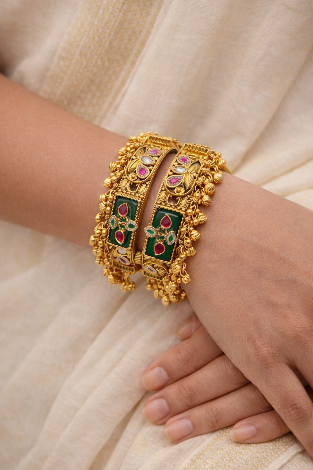 Antique Heritage Bangles(Set of 2)