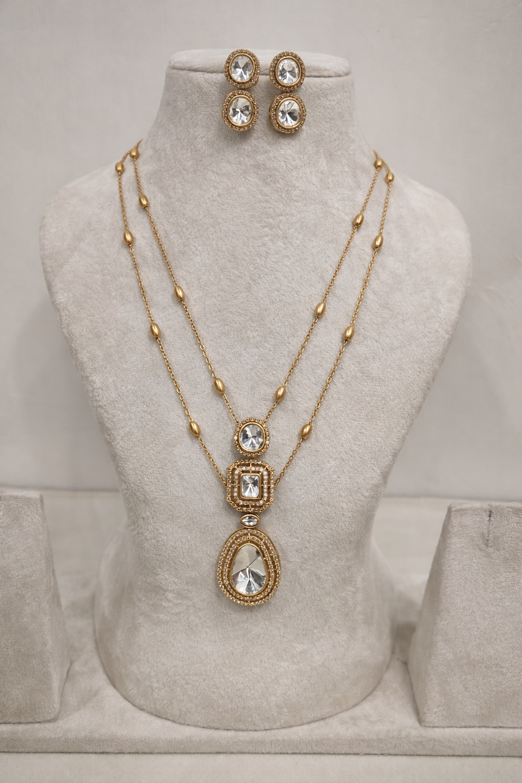 Mossointe Two line Pendant set