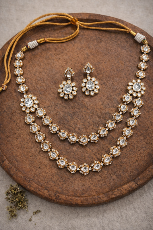 Handcrafted Traditional Kundan Jewellery Set-G356100