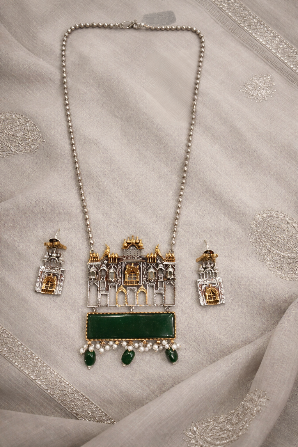 Oxidized Dual-Tone Green Onyx Jewellery Set-G351600