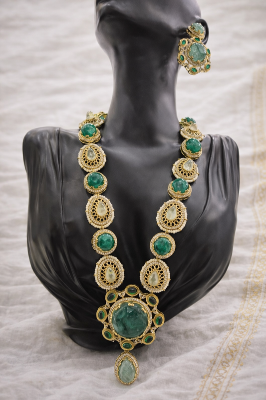 Sabyasachi Inspired Emerald & Kundan Polki Necklace Set-G354600
