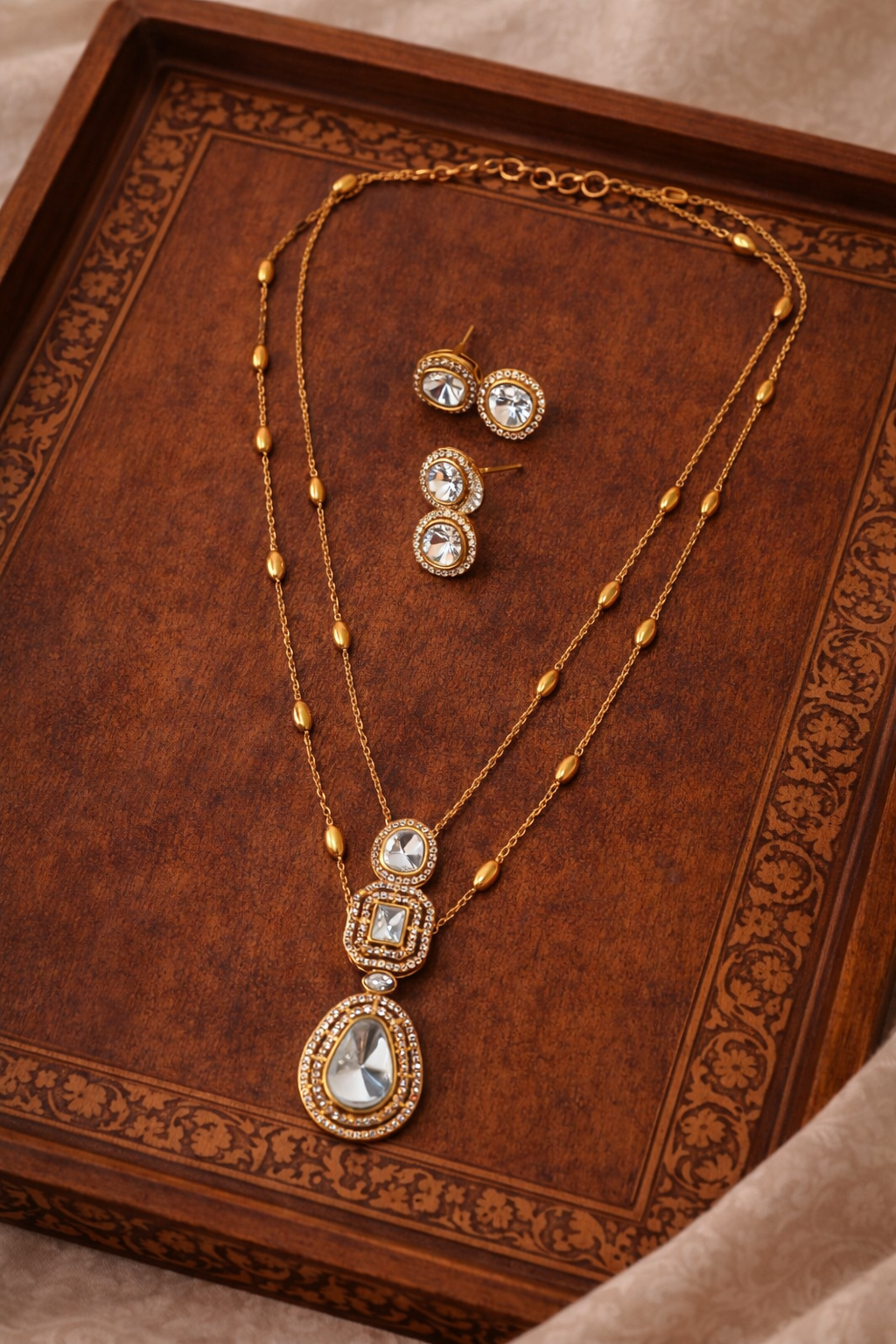 Mossointe Two line Pendant set