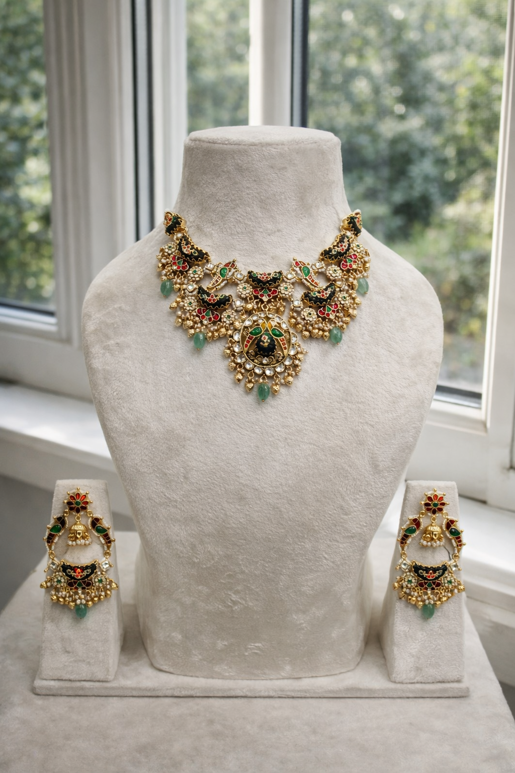 Green Onyx Heritage Choker Necklace Set