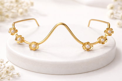 Tiara Pearl-Embellished Gold Facelet-G75550