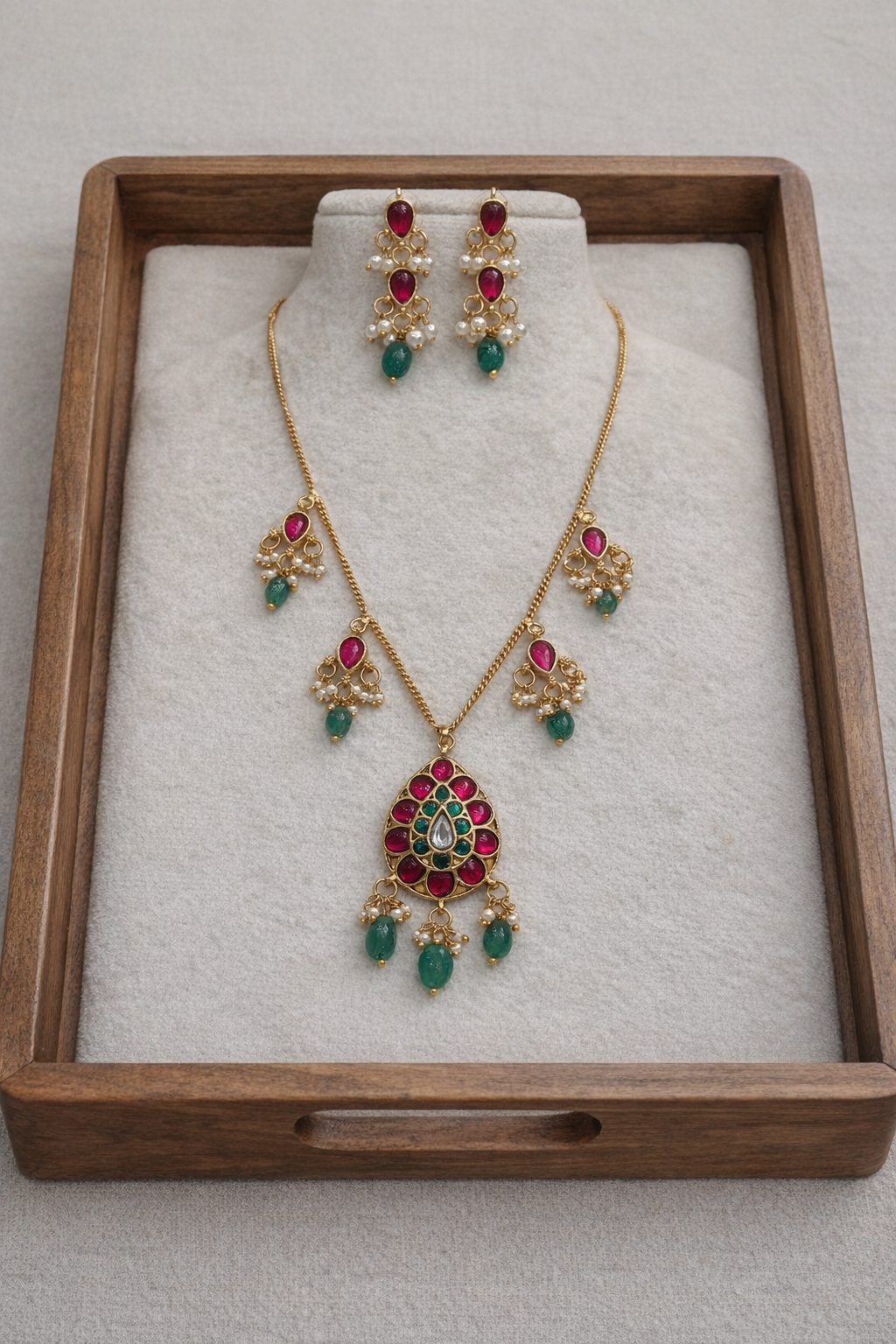 Antique Gold-Plated Jadau Kundan Festive Necklace Set